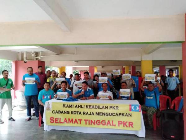 Lebih 500 ahli PKR Cabang Kota Raja umum keluar parti.