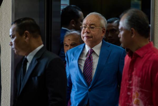 Najib hadir di Kompleks Mahkamah Kuala Lumpur hari ini. -Foto Bernama