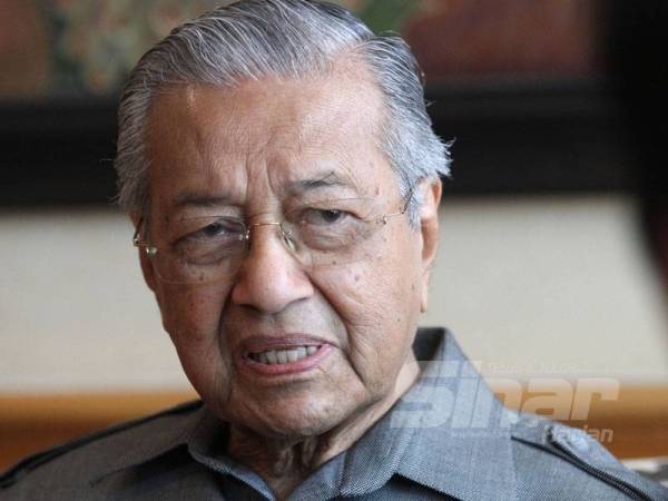 Wawancara eksklusif bersama ikon negarawan Dr Mahathir bagi merungkai persepsi dan dakwaan yang mengeruhkan dunia politik negara. -Foto Sinar Harian ASRIL ASWANDI