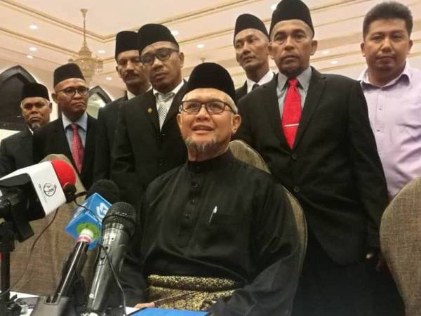 Razman ketika sidang media di Istana Iskandariah, di sini hari ini.