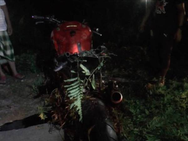 Keadaan motosikal yang ditunggang mangsa.