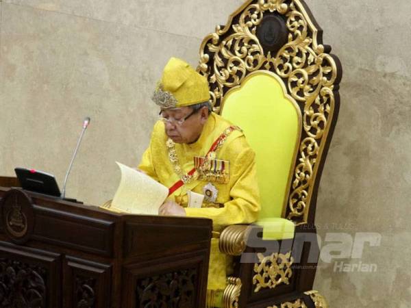 Sultan Selangor, Sultan Sharafuddin Idris Shah bertitah sewaktu Istiadat Pembukaan Persidangan Penggal Ketiga Dewan Undangan Negeri (DUN) Selangor Ke 14 yang bermula hari ini. FOTO SINAR HARIAN /ASRIL ASWANDI SHUKOR.