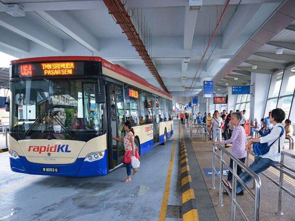 Jumlah pengguna Rapid Bus turut menunjukkan penurunan sejak Perintah Kawalan Pergerakan dikuatkuasakan, semalam.