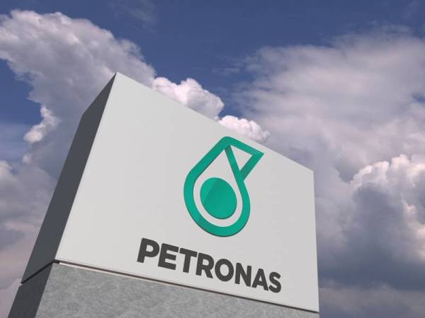 Petronas memindahkan 80 pekerjanya dari Kawasan Kontrak Garraf, Wilayah Thi Qar Iraq sebagai langkah keselamatan susulan penularan wabak Covid-19.