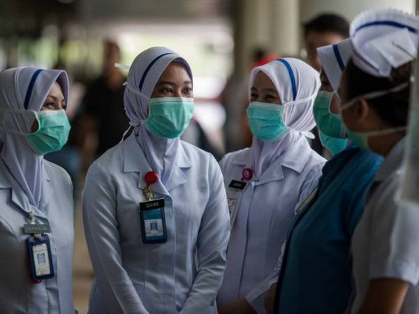 Sebanyak RM50,000 diperuntukkan Ahli Parlimen Hulu Terengganu bagi tujuan pembelian sarapan untuk petugas di Hospital Hulu Terengganu dan lima klinik kesihatan di daerah itu. - Foto Bernama