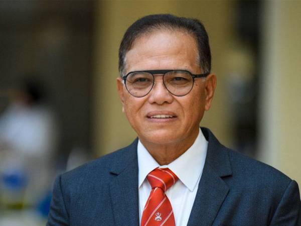 Menteri Besar Pahang, Datuk Seri Wan Rosdy Wan Ismail