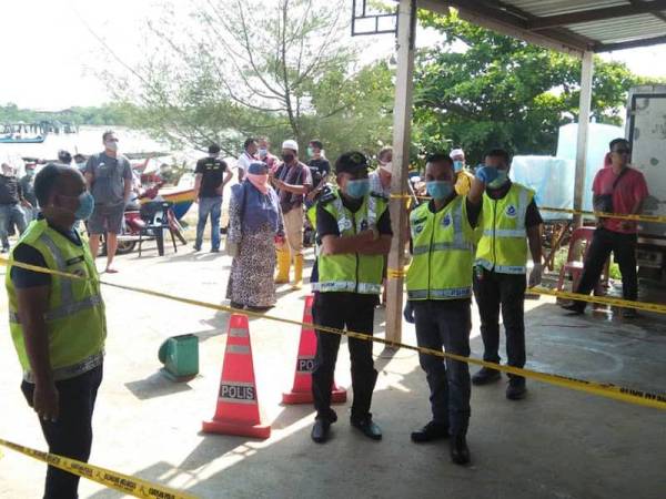 Pembeli secara individu tidak dibenarkan membeli hasil laut di Pasar Bisik Kuala Muda, Penaga bermula semalam.