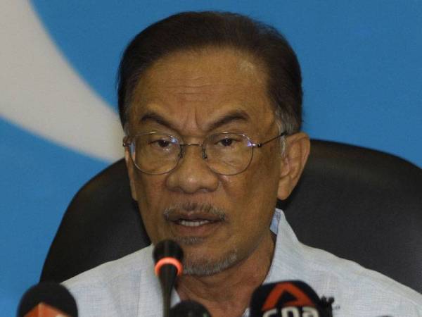 Datuk Seri Anwar Ibrahim - Foto Bernama