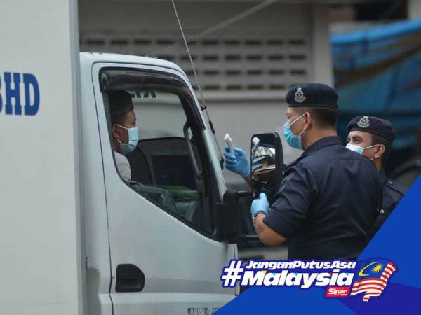 PDRM Pantau Di Flat PKNS Kampung Baru