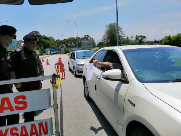 Kawalan pergerakan orang ramai terus diperketat di semua elemen penguatkuasaan dalam daerah itu. 