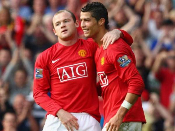 Ronaldo (kanan) dan Rooney pernah mencipta sensasi bersama United.