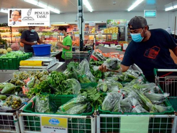 Bekalan barang makanan basah dan kering untuk lebih 32 juta rakyat Malaysia adalah mencukupi. -Foto Bernama