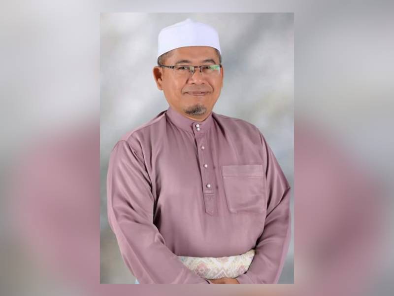  Dr Ahmad Fakhruddin Fakhrurazi