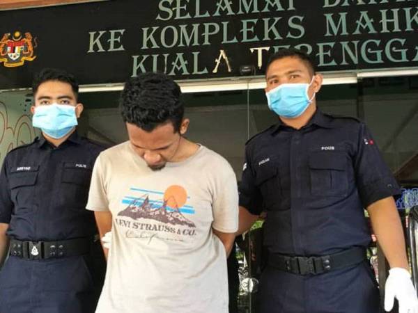 Tertuduh, Mohd Firdaus didenda RM1,000 selepas mengaku salah ingkar PKP, bagaimanapun tidak mengaku salah atas dakwaan menghalang penjawat awam di Mahkamah Majistret di sini hari ini.