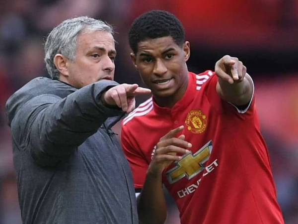 Rashford (kanan), menyifatkan Maurinho banyak membantunyaa. - Foto Gettyimages