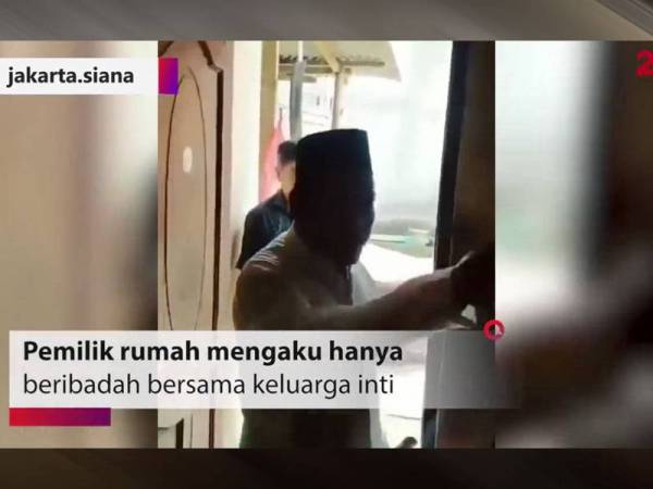 Paparan video penduduk marah sebuah keluarga berkumpul tular di laman sosial. - Foto: Detik News