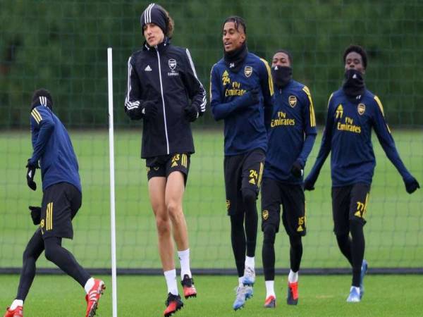 Sebahagian pemain Arsenal menjalani latihan. - Foto goal.com