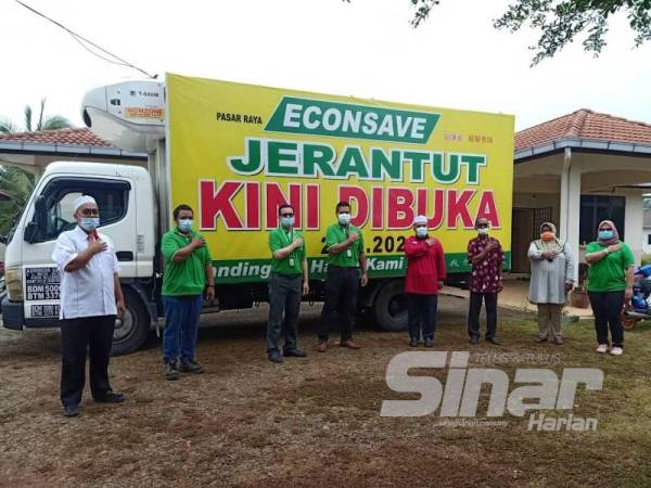 Rangkaian pasaraya Econsave sentiasa prihatin dengan kebajikan masyarakat setempat.