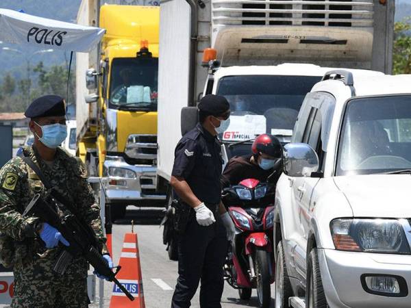 Polis akan menentukan jadual perjalanan lebih 500,000 rakyat yang memohon kebenaran pergerakan pulang dari kampung yang melibatkan perjalanan merentas negeri bermula 7 Mei.