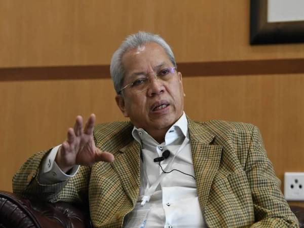  Annuar Musa 