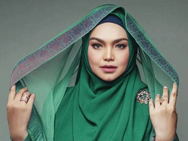 Siti Nurhaliza muncul dengan single terbaharu berjudul Basyirah.