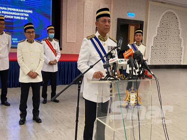 Hasni pada sidang media sempena sidang DUN Johor di Kota Iskandar hari ini.