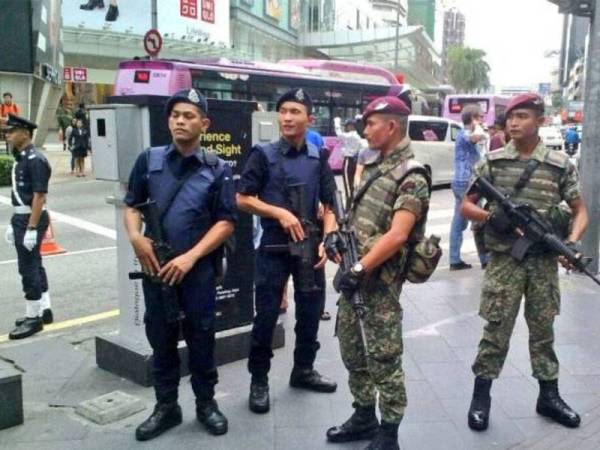 PDRM dan ATM akan melakukan rondaan kawasan rumah pada hari raya. - Foto Sumber Internet