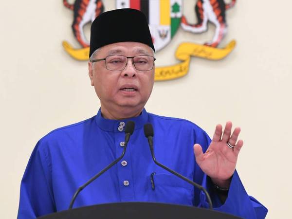 Ismail Sabri bercakap pada sidang media harian Perintah Kawalan Pergerakan Bersyarat (PKPB) di Perdana Putra hari ini. - Foto Bernama