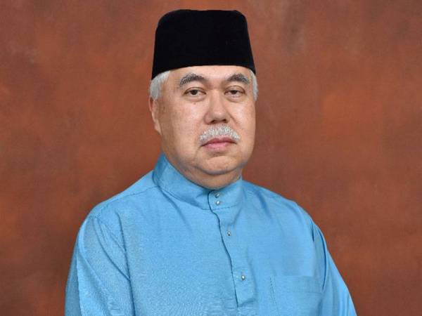 Tengku Tan Sri Mohamad Rizam Tengku Abdul Aziz