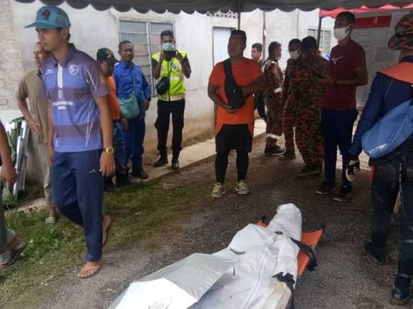 Mayat Wan Hafizan yang dijumpai di dalam sungai di Kampung Padang Sakar, Salor oleh pasukan dari Jabatan Bomba dan Penyelamat dibawa ke darat serta dihantar ke Hospital Raja Perempuan Zainab II untuk bedah siasat.