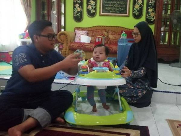 Ahmad Saifiuddin tidak sabar mahu melihat Ainul Mardhiah berjalan.