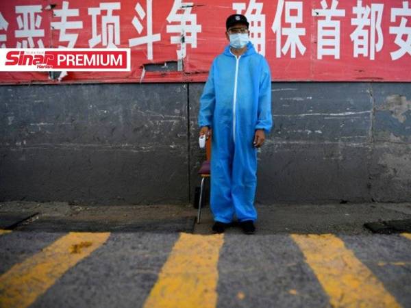 Kluster baru koronavirus dikairkan dengan pasar borong makanan Xinfadi selatan Beijing, China. - Foto AFP