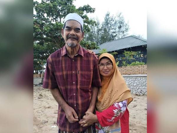 Antara gambar yang sempat dirakam Hazizah bersama suaminya, Abdul Malik yang hilang sejak 21 Mei lalu.