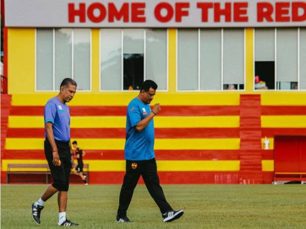 Sathianathan (kiri) percaya Selangor masih mampu mencabar kejuaraan musim ini. Foto: FA Selangor