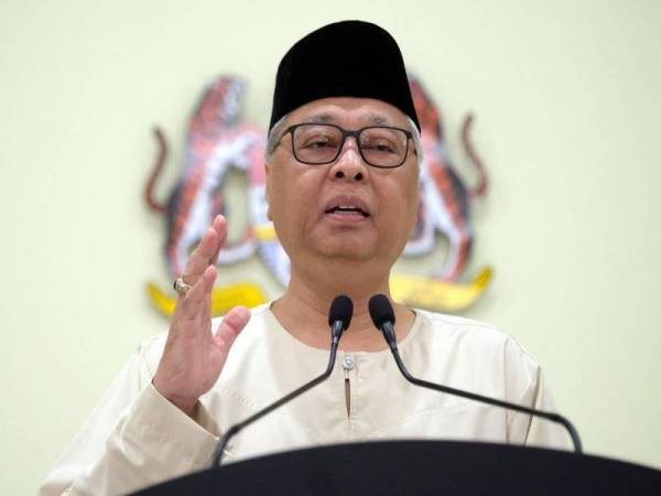 Ismail Sabri ketika sidang media harian perkembangan Perintah Kawalan Pergerakan Pemulihan (PKPP) di Bangunan Perdana Putra hari ini.  Foto: Bernama