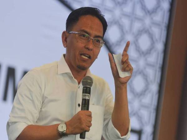 Khairil Nizam Khirudin 