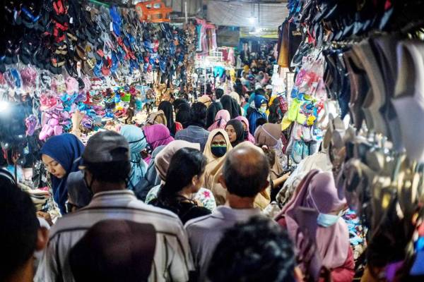  Kes positif koronavirus (Covid-19) di Indonesia terus meningkat dan kini melepasi angka 80,000 kes iaitu tambahan kes baharu sebanyak 1,522 dalam tempoh 24 jam.