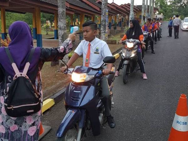 Sekolah Pertama Guna I-Hadir - Sinar Harian