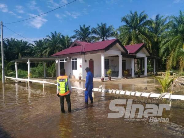 Kawasan di landa banjir sebelum ini beransur pulih.