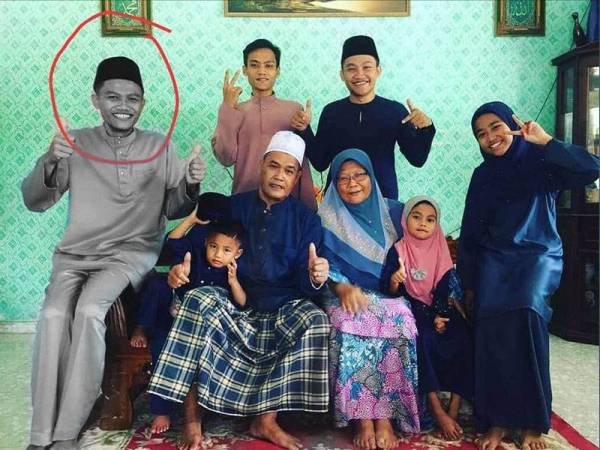 Allahyarham Shafizal Shaufiq (kiri) yang maut dalam kemalangan di Kilometer 55.5 Jalan Klang-Teluk Intan pagi tadi.