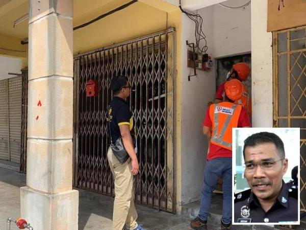 Petugas TNB dengan pengawasan anggota polis memotong bekalan elektrik di premis judi sekitar bandaraya ini pagi semalam. (Gambar kecil: Mohd Redzuan Salleh)