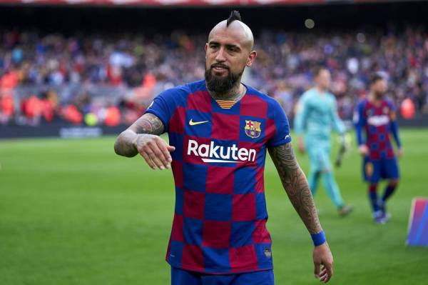 Vidal antara pemain yang akan dijual oleh Barcelona.