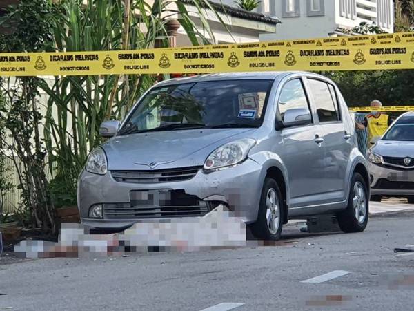 Mayat mangsa ditemui berlumuran darah dengan kesan seret dan kecederaan di kepala di Taman Dahlia, Mak Mandin pagi tadi.