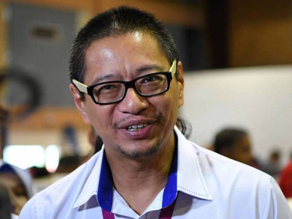 Dr Azmi Sharom - Foto Bernama