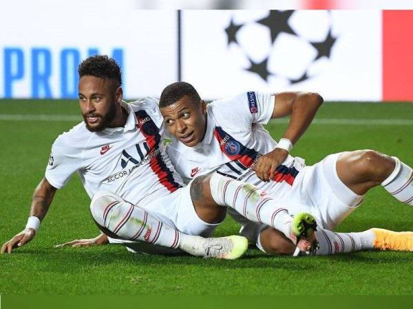 Neymar (kiri) dan Mbappe enjin PSG sejak beberapa musim kebelakangan ini.