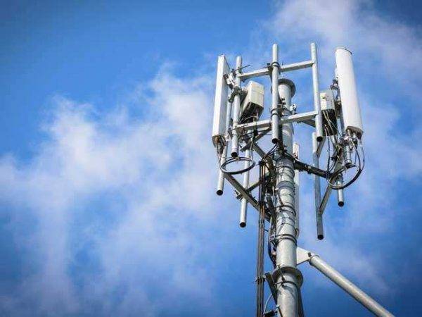 Perancangan pelaksanaan 5G Maxis telah bermula sejak 2018 lagi apabila syarikat itu menyertai pelbagai percubaan makmal dan lapangan.