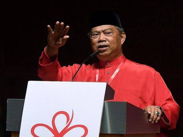 Penyertaan Bersatu dalam Muafakat Nasional adalah setelah parti itu menerima jemputan daripada UMNO dan Pas.