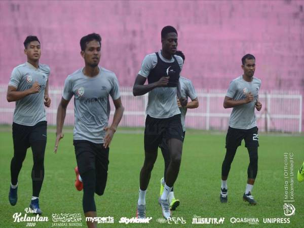 Kelantan United FC (KUFC) perlu bersikap positif menjelang baki aksi Liga Premier menentang Johor Darul Ta' zim II (JDT II) di Stadium Larkin, Johor pada Sabtu ini.