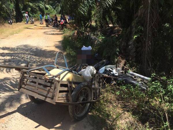 Mangsa meninggal dunia di lokasi kejadian akibat parah di kepala.