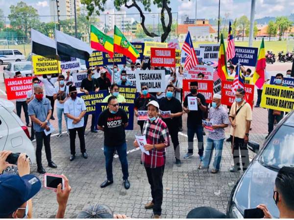 Lapan NGO lapor polis bantah penerokaan tanah haram